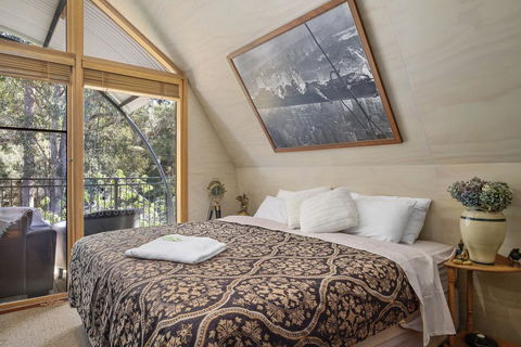 Serena House - Accommodation Bookings 3