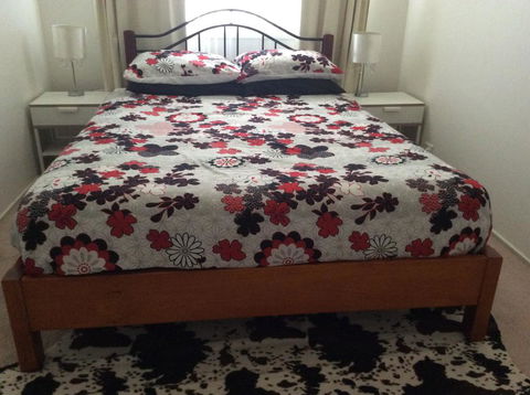 Serenity By The Lake - Accommodation Bookings 3