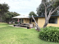 ShipleyPortsea walk to back beach