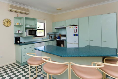 Shoal Bay Avenue, Unit 3/7 - Accommodation Bookings 3