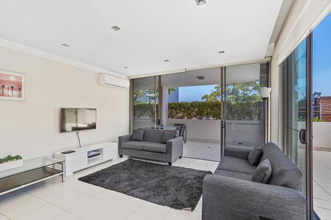 Shoal Bay Road, Aura Apartments, Unit 05, 59 - Accommodation Bookings 1
