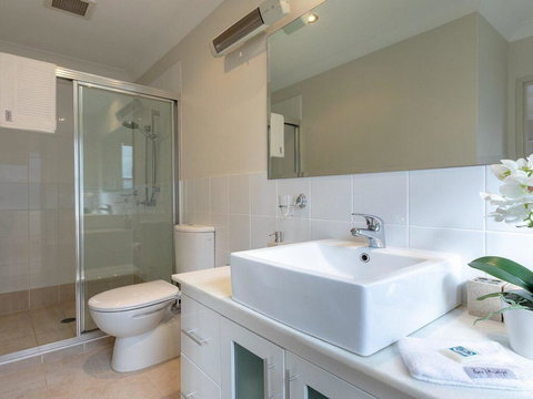 Shore To Please - Comfort, Cafes And Beaches - Accommodation Bookings 2