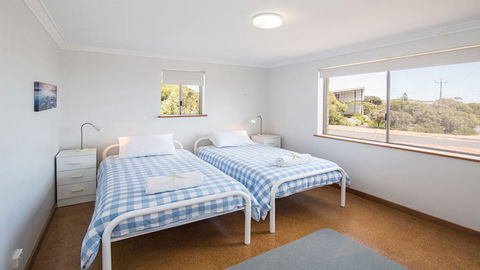 Shorelands - Accommodation Bookings 3