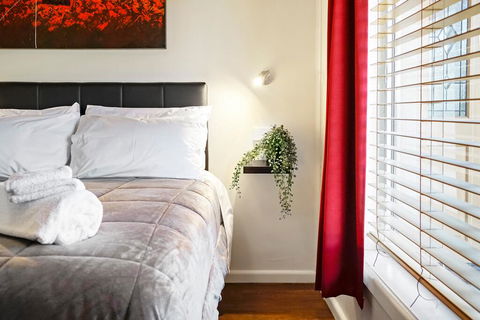 Short Stays Gippsland Trafalgar - Accommodation Bookings 0