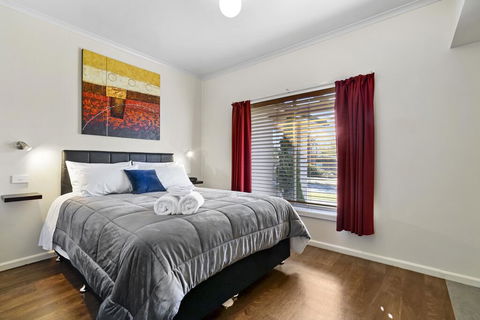 Short Stays Gippsland Trafalgar - Accommodation Bookings 1