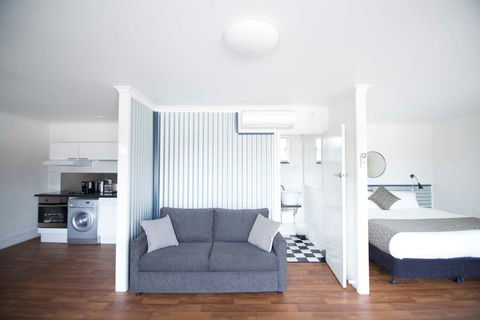Siesta Central Apartments - Accommodation Bookings 0