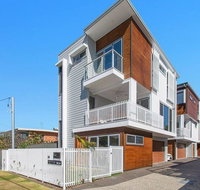 Silica Sands Beach House - Accommodation Bookings