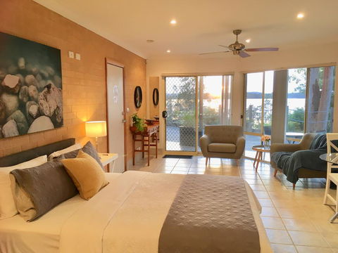 SilverWaters Waterfront Accommodation - Accommodation Bookings 1