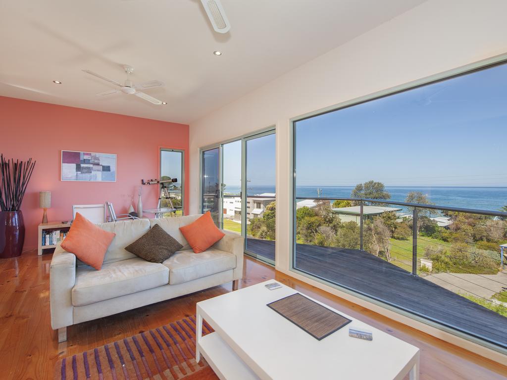  Accommodation Bookings
