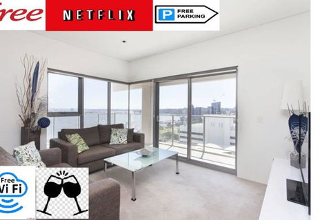 SKY GARDEN SUNSET RIVER VIEW NETFLIX WINE PARKING - Accommodation Bookings 0