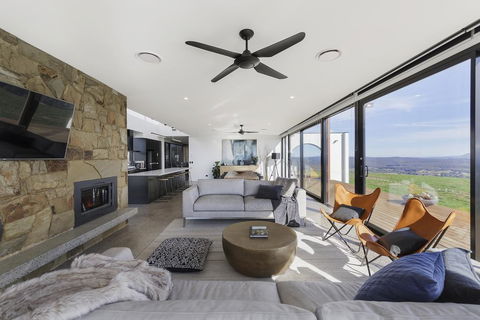 Sky High - Accommodation Bookings 2