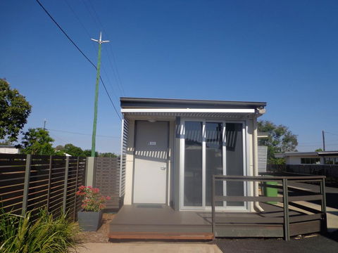 Smart Stayzzz Inns - Accommodation Bookings 2