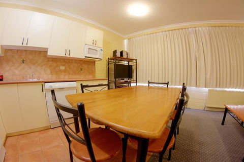 Snow Ski Apartments 03 - Accommodation Bookings 3