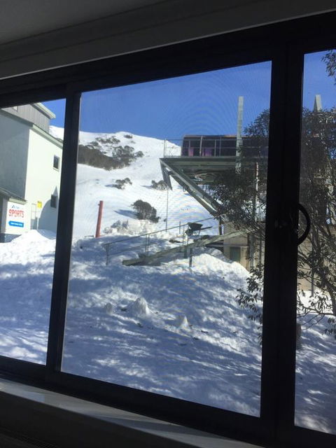 Snow Ski Apartments 12 - Accommodation Bookings 3