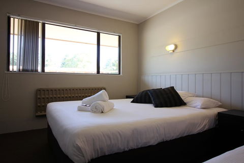 Snowy Mountains Resort And Function Centre - Accommodation Bookings 2