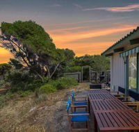 Socks 'n' Sandals - 34 Riverview Drive - Accommodation Bookings
