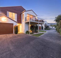 Sound Of The Sea - Accommodation Bookings