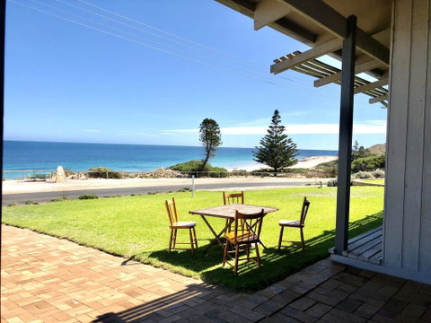 South Beach House 1 - 12 Gold Coast Drive - Accommodation Bookings 1