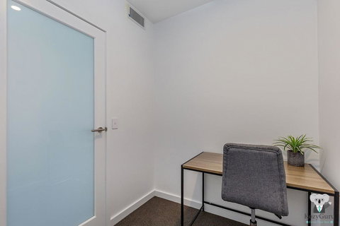 South Brisbane Kozy 1Bed APT + FREE Parking QSB001 - Accommodation Bookings 1
