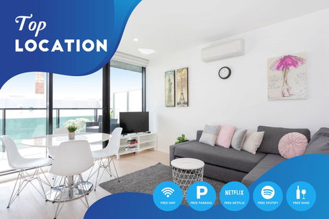 South Yarra City View Apartment With Car Park, Amazon Alexa, Spotify, Netflix, And WiFi - Accommodation Bookings 0