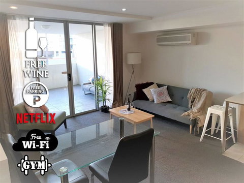 SOUTHBANK Arts+Culture , Central, City View, Pool, Gym - Accommodation Bookings 0