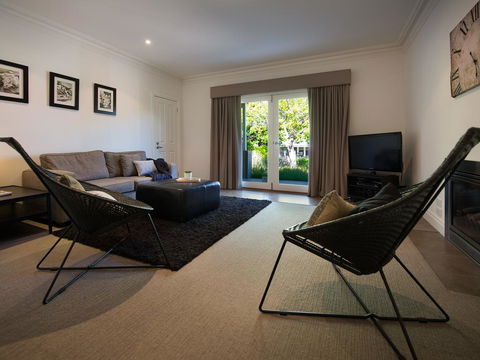 Spa Villas On Main - Accommodation Bookings 3