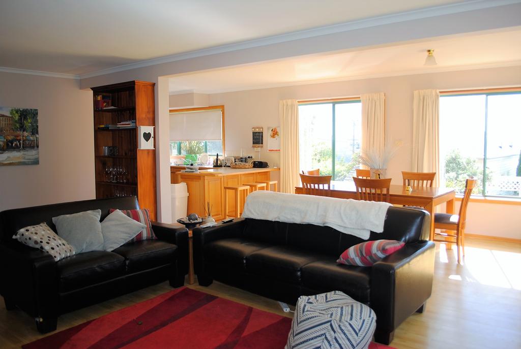 Unknown ACT Accommodation Bookings