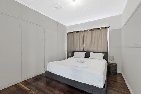Spacious Living On Victoria - Accommodation Bookings 3