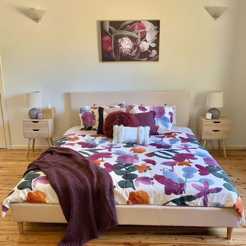 Spacious, Clean , Relaxing Country Escape Perfect For Large Groups And Families - Accommodation Bookings 3