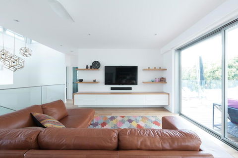 Spectacular Bilgola Beachhouse - Accommodation Bookings 1