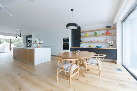 Spectacular Bilgola Beachhouse - Accommodation Bookings 3