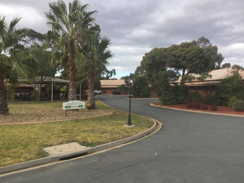 Sportslander Motor Inn - Accommodation Bookings 1