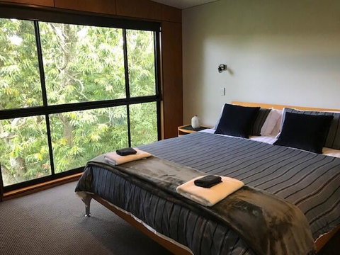 Springbrook25 Whole House - Accommodation Bookings 3