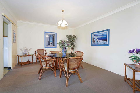 St Tropez Unit 9 - The Entrance, NSW - Accommodation Bookings 2
