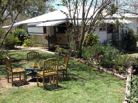 Staple House Bed And Breakfast - Accommodation Bookings 2