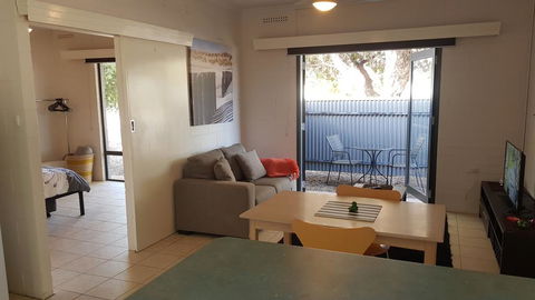Stay Awhile In Port Pirie - Min Stay 4 Nights - Accommodation Bookings 1