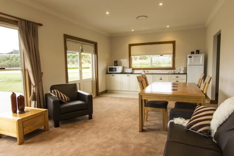 Stay Bathurst - Accommodation Bookings 1