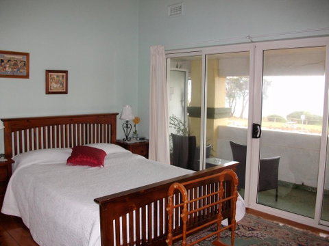 Stella's Dromana Hotel - Accommodation Bookings 2