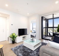STH2 - Stunning Resort Style 1BR w Wifi Gym 4 ppl - Accommodation Bookings