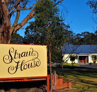 Straw House B and B - Accommodation Bookings