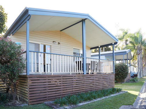 Stuarts Point Holiday Park - Accommodation Bookings 1