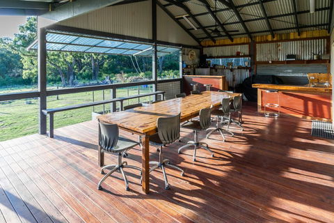 Studio 165 Hidden Gem On 50 Acres With Bay Views - Accommodation Bookings 2