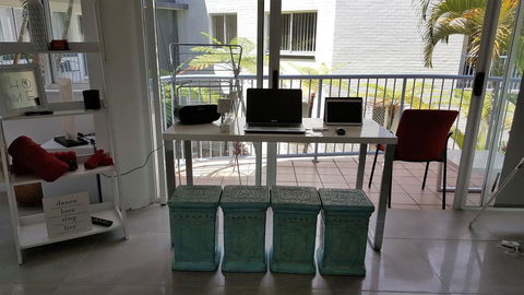 Studio Apartment Mooloolaba Beach Holiday Management - Accommodation Bookings 3