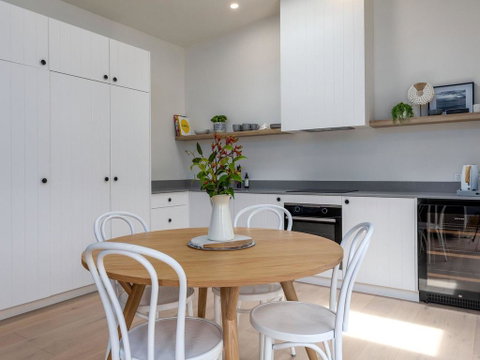 Studio By The Bay :: Jervis Bay Rentals - Accommodation Bookings 2