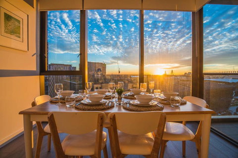 STUNNING Luxury 2beds2bathAPT @CBD (Haymarket) - Accommodation Bookings 1