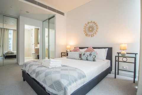 STUNNING Luxury 2beds2bathAPT @CBD (Haymarket) - Accommodation Bookings 2
