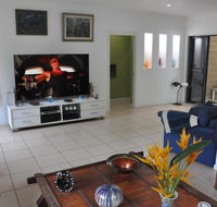 STUNNING MAGNETIC ISLAND HOMEPRIVATE LARGE POOLADULTS ONLY