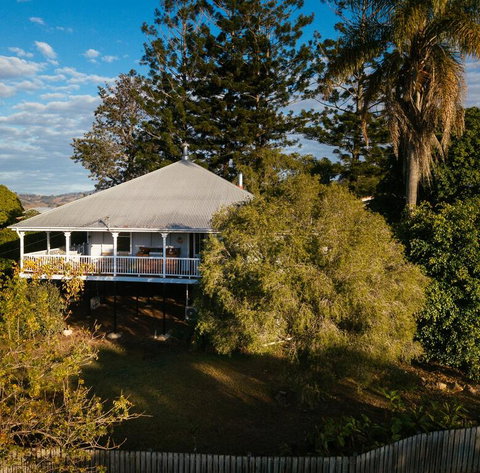 Stunning Queenslander - Accommodation Bookings 0