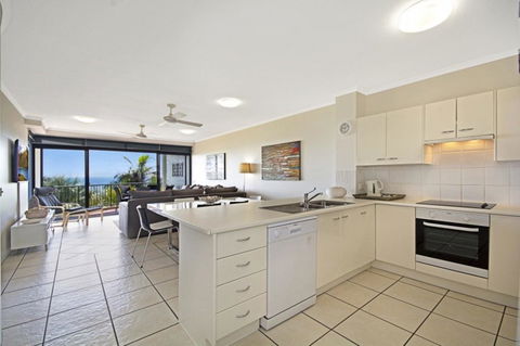 Stunning Views Great Location Sunshine Beach! - Unit 1 Vista Pacific 12 Bryan Street - Accommodation Bookings 2