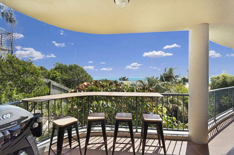 Stunning Views Great Location Sunshine Beach! - Unit 1 Vista Pacific 12 Bryan Street - Accommodation Bookings 0